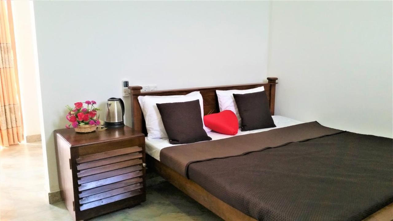 Dhammika Magic Palace Ваддува Экстерьер фото